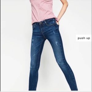 Zara Embrace Silhouette Skinny Jean, Size